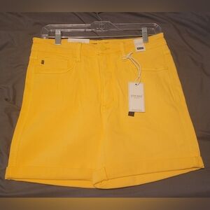 Judy Blue Women's XL Yellow Tummy Control Jean Shorts